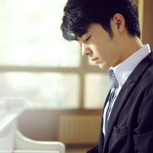 日本丰满骚妇乱伦
